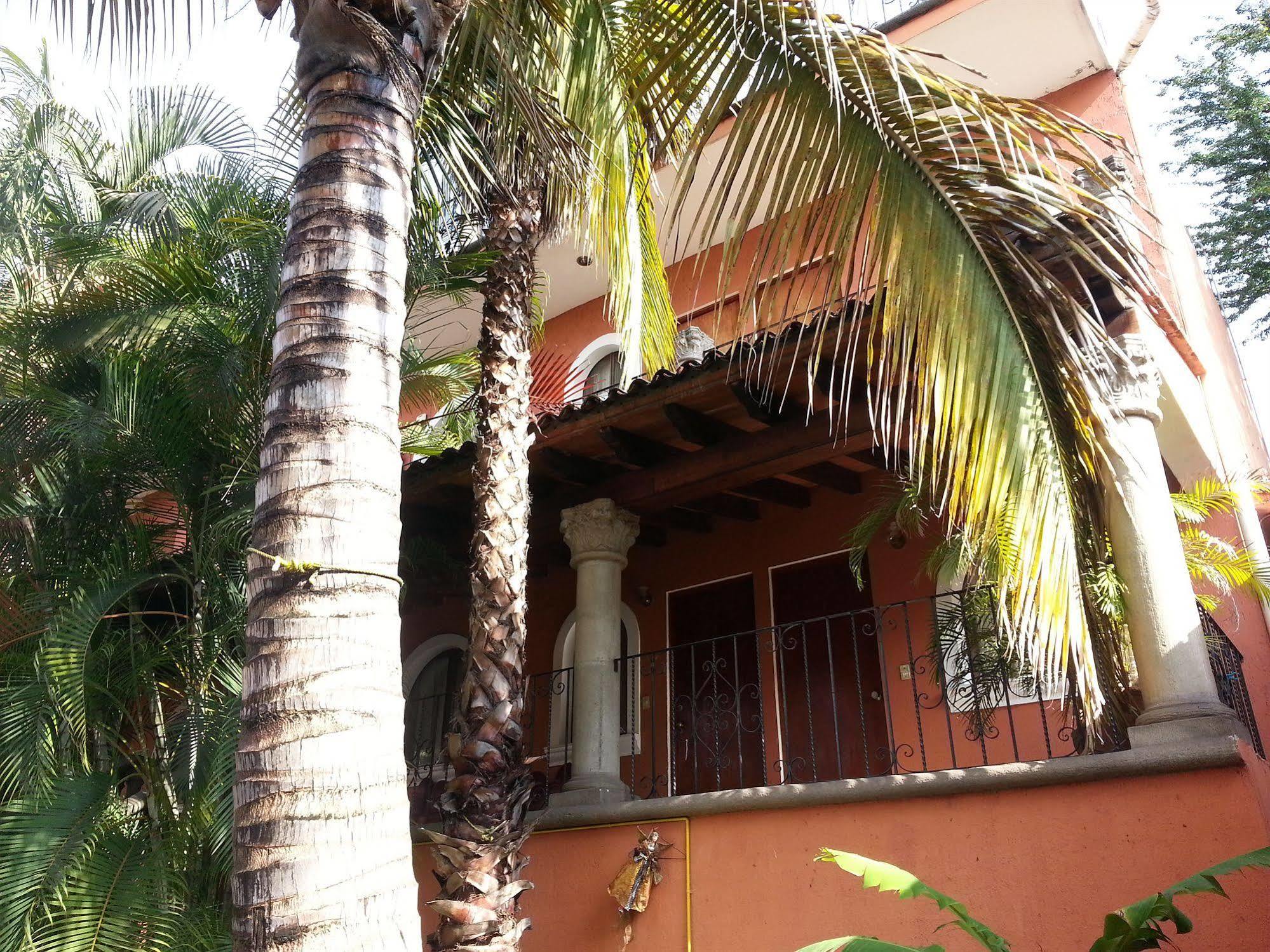 Oyo Posada Cocos Cuernavaca Exterior foto